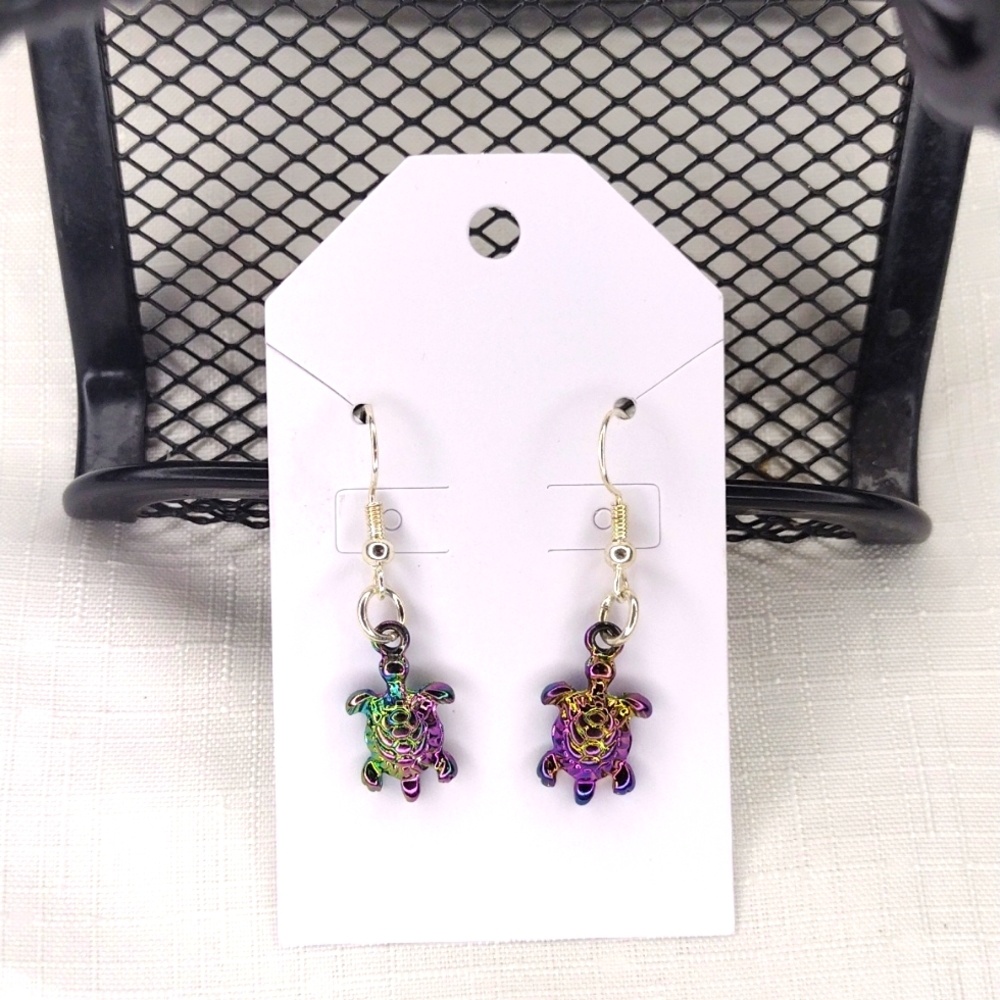 Chromatic Turtle Earrings - Picture 1 of 2